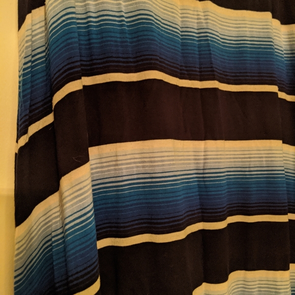 Maxi Skirt - Picture 2 of 3